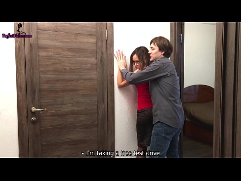 ❤️ Секси Реалтор сензуално трза своју пичку и јебе док продаје свој стан - Кремпаи ❤ Слутс на sr.serviporno.ru ❌